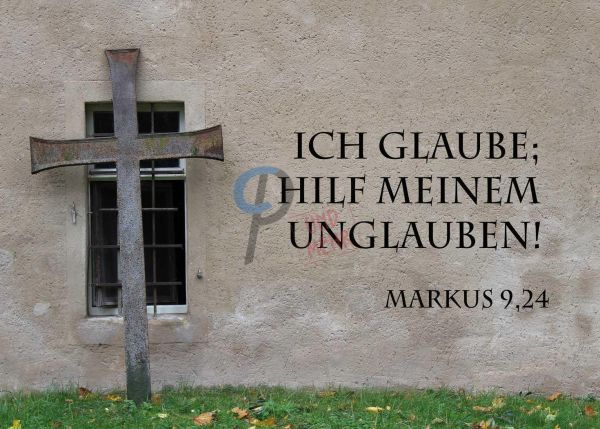 752 - Jahreslosung 2020 - Metallkreuz vor Wand
