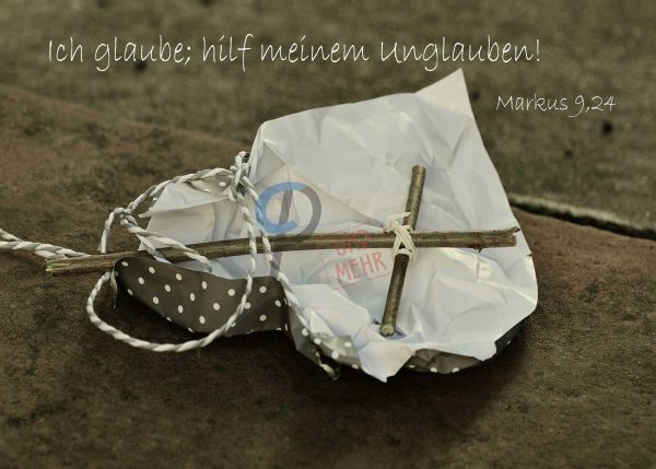 699 - Jahreslosung 2020 - Kleines Holzkreuz